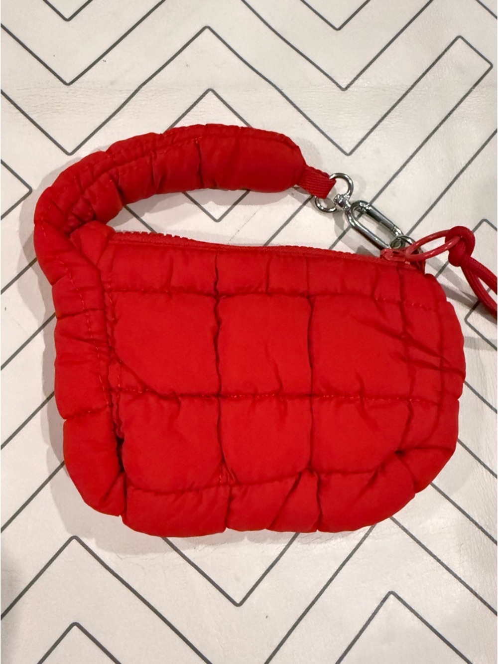 Quilted Puffer Mini Bag Keychain - Picture 2 of 9